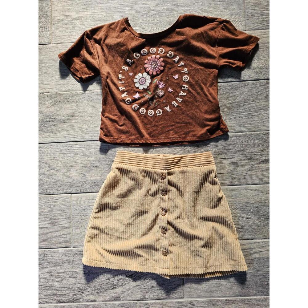 Girls BELLE du JOUR Outfit top & skirt Size Small Flowers "It's A Good Day"